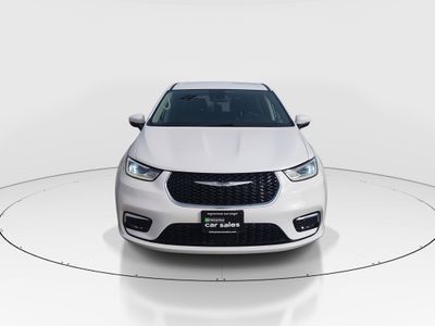 2023 Chrysler Pacifica — side profile view
