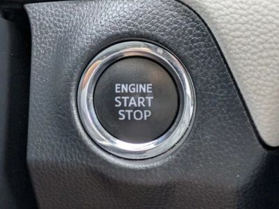2020 Toyota RAV4 — photo 24 view