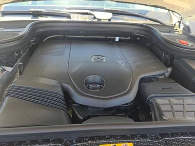 2026 Mercedes-Benz GLS 450 - Photo 2