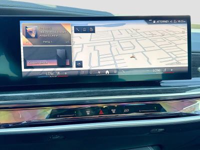 2026 BMW 7 Series — photo 32 view