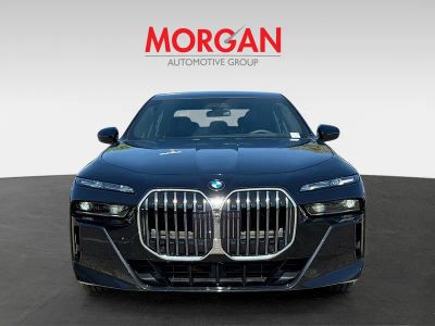 2026 BMW 7 Series — photo 8 view