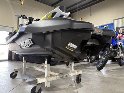 2024 Sea-Doo Spark Trixx for 3 Rotax 900 ACE - 90 iBR and Audio - Photo 10