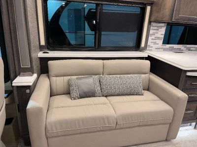 2022 Tiffin Motorhomes Phaeton - Photo 19