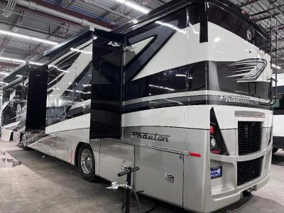 2022 Tiffin Motorhomes Phaeton - Photo 5