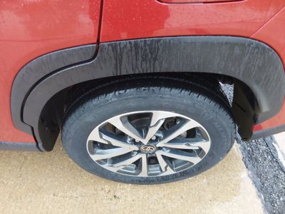 2024 Toyota Corolla Cross — photo 10 view