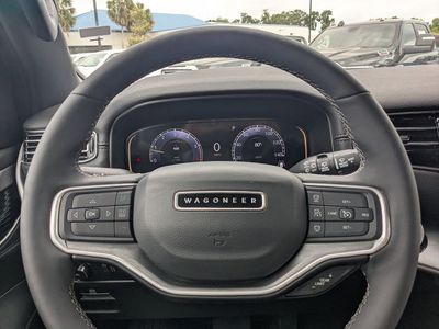 2025 Jeep Wagoneer - Photo 24