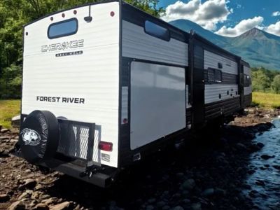2026 Forest River Cherokee Grey Wolf - Photo 2