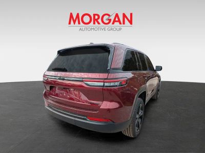 2025 Jeep Grand Cherokee — rear three-quarter view