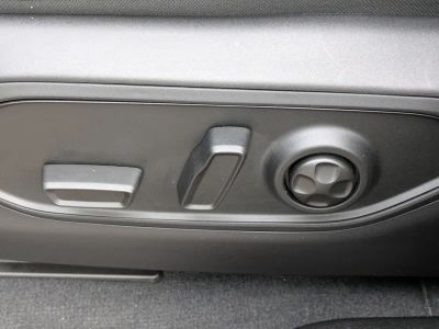 2025 Jeep Grand Cherokee — photo 18 view