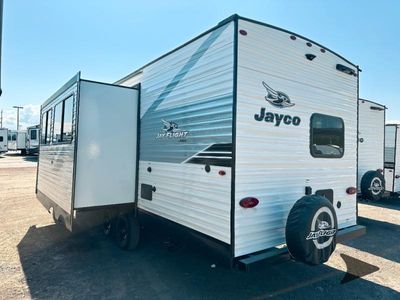 2026 Jayco Jay Flight SLX - Photo 4