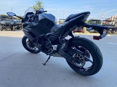 2026 Kawasaki Ninja 650 - Photo 5