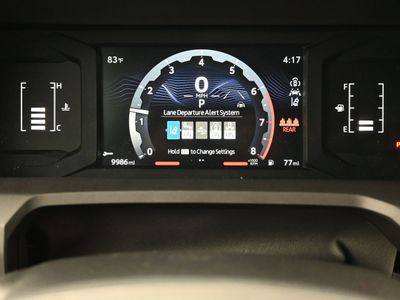 2025 Toyota Tacoma SR5 Truck Double Cab — photo 9 view