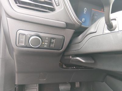 2024 Ford Escape — photo 13 view