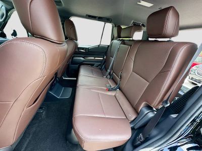 2025 Toyota Land Cruiser — photo 23 view