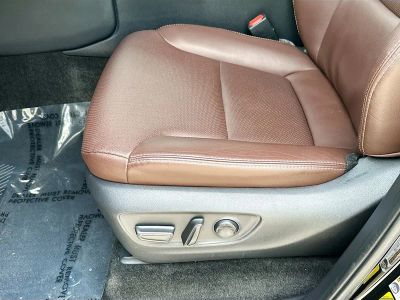 2025 Toyota Land Cruiser — photo 17 view