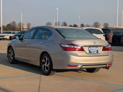 2017 Honda Accord - Photo 8