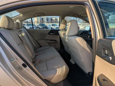 2017 Honda Accord - Photo 24
