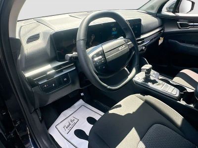 2026 Kia Sportage — photo 9 view