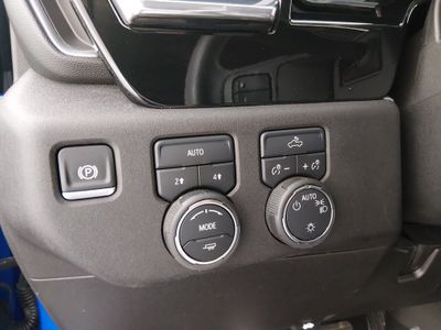 2025 Chevrolet Silverado 1500 - Photo 13