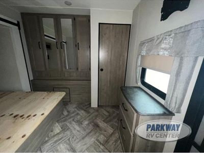 2023 Palomino Puma Destination - Photo 16