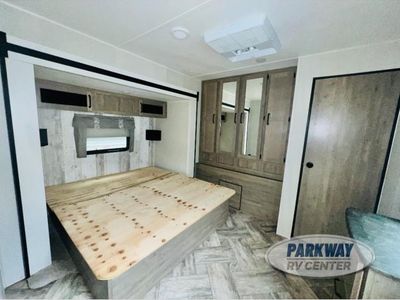 2023 Palomino Puma Destination - Photo 15