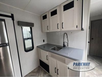 2023 Palomino Puma Destination - Photo 10