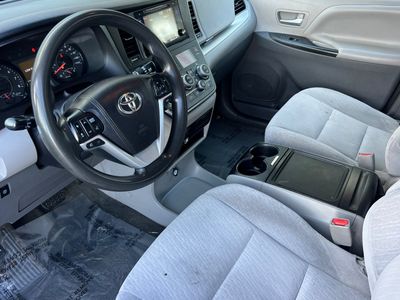 2016 Toyota Sienna - Photo 11