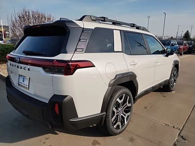 2026 Subaru Outback - Photo 8