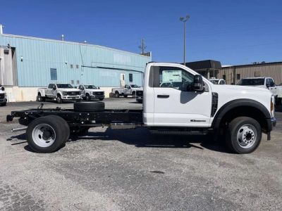 2026 Ford F-550SD - Photo 2