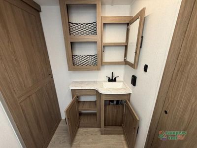 2026 Coachmen RV Freedom Express - Photo 31
