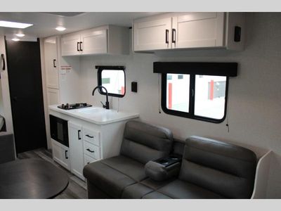 2026 Jayco Jay Flight SLX - Photo 9