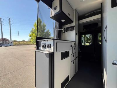 2027 Winnebago REVEL SPORT — photo 7 view