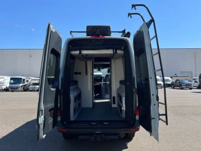 2027 Winnebago REVEL SPORT — photo 15 view