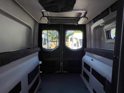 2027 Winnebago REVEL SPORT — photo 12 view