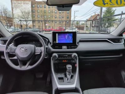 2024 Toyota RAV4 - Photo 10