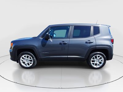 2023 Jeep Renegade - Photo 4