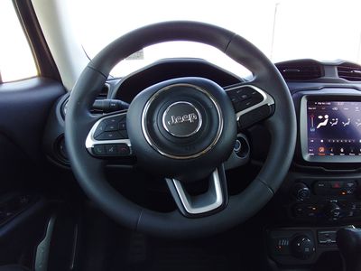 2023 Jeep Renegade - Photo 12