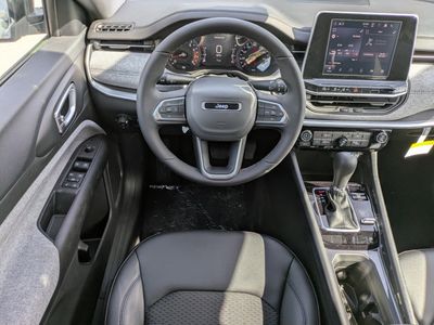 2026 Jeep Compass - Photo 14
