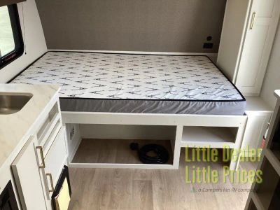 2027 Grand Design Transcend Lite — photo 16 view