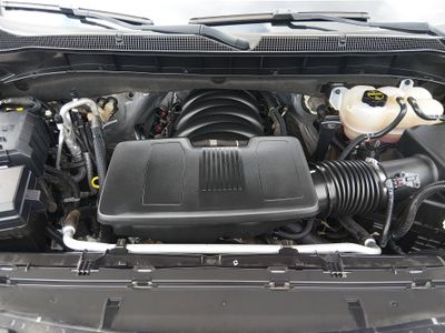 2024 Chevrolet Suburban - Photo 9