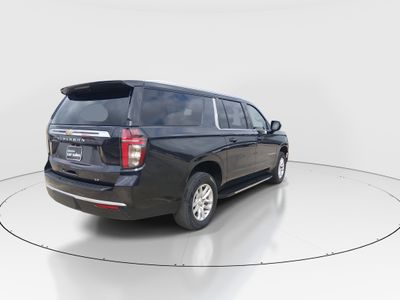 2024 Chevrolet Suburban - Photo 7
