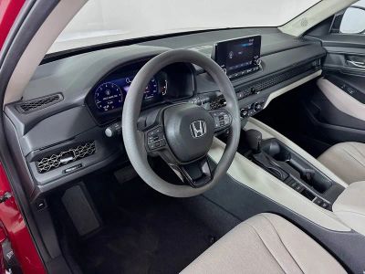 2025 Honda Accord — photo 7 view