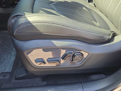 2027 Kia Telluride - Photo 21
