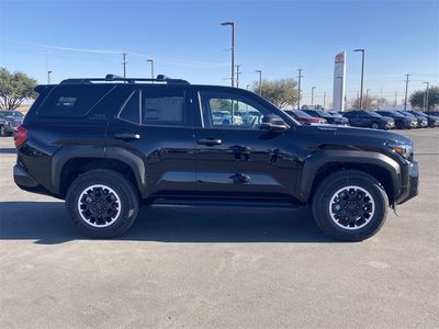 2026 Toyota 4Runner Hybrid - Photo 4