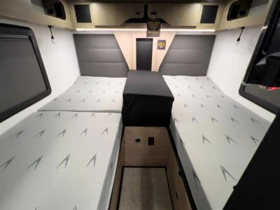 2026 Grand Design LINEAGE SERIES M - Photo 17