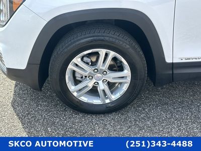 2023 GMC Terrain - Photo 2