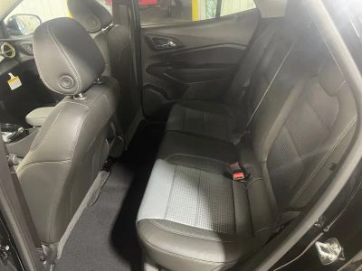 2026 Chevrolet Trax — photo 14 view