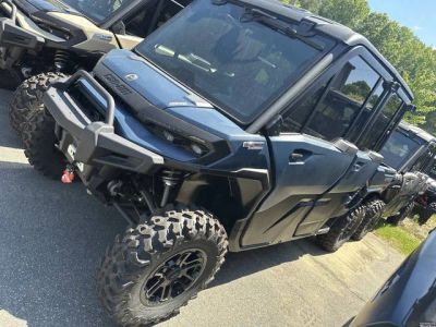 2026 Can-Am® Defender MAX Limited HD11 — front three-quarter view