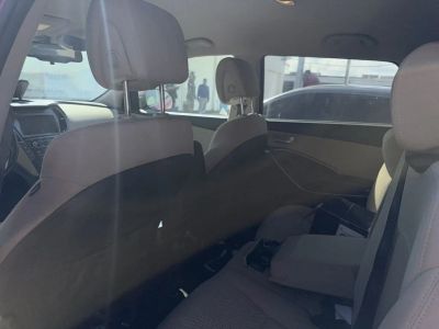 2017 Hyundai Santa Fe - Photo 10