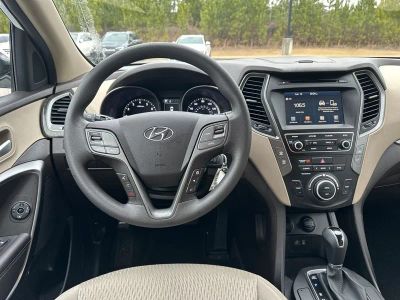 2017 Hyundai Santa Fe Sport - Photo 2